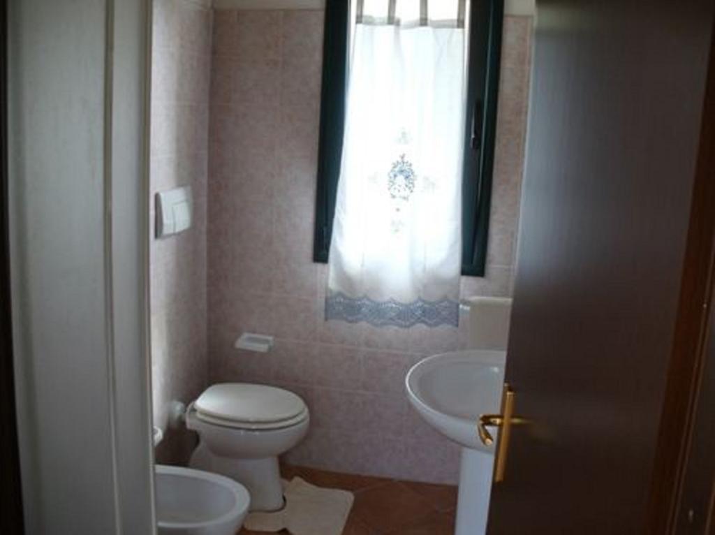 Farm Stay Gli Oleandri Loiri Porto San Paolo Bilik gambar